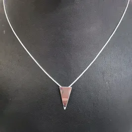GARGANTILHA CHAPA DE TRIANGULOS MINIMALISTA BP