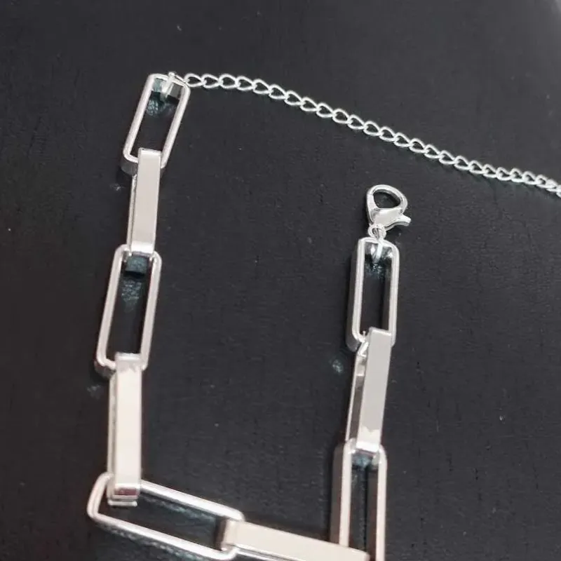 PULSEIRA CARTIER CAIXAS ELOS GRANDES BP