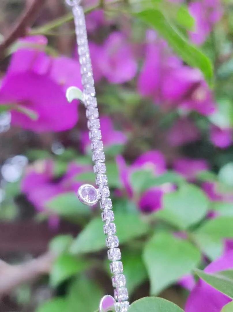 PULSEIRA CRAVEJADA ZIRCONIAS CRISTAL + PINGENTE MEIA LUA BP