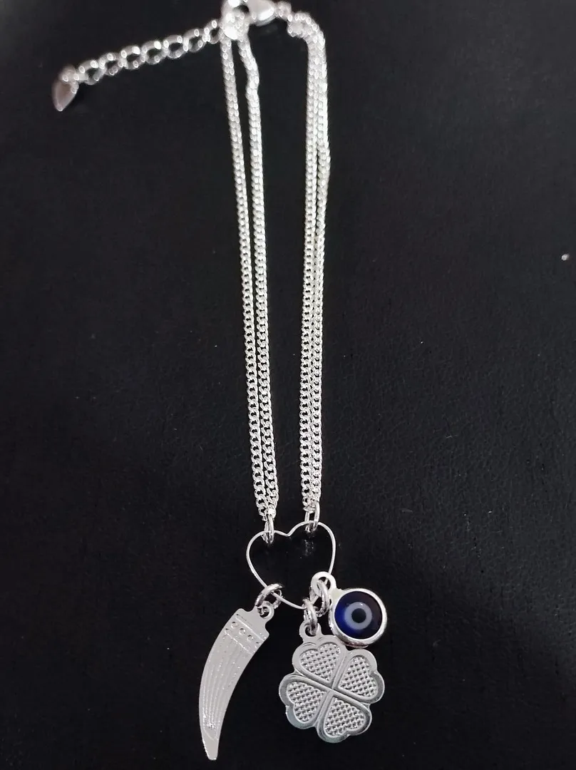 PULSEIRA ELO DUPLO GRUMET PINGENTES TREVO, PIMENTA E CORAÇÃO BP