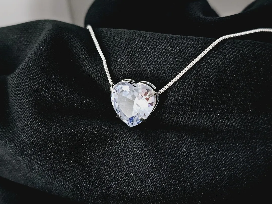GARGANTILHA VENEZIANA CORAÇÃO DE ZIRCONIA GRANDE BP