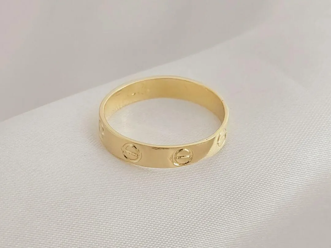 Anel inspiração Cartier love, banhado a ouro